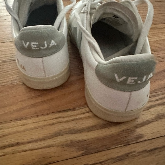 Veja campo sneaker 40 GUC - Picture 3 of 5